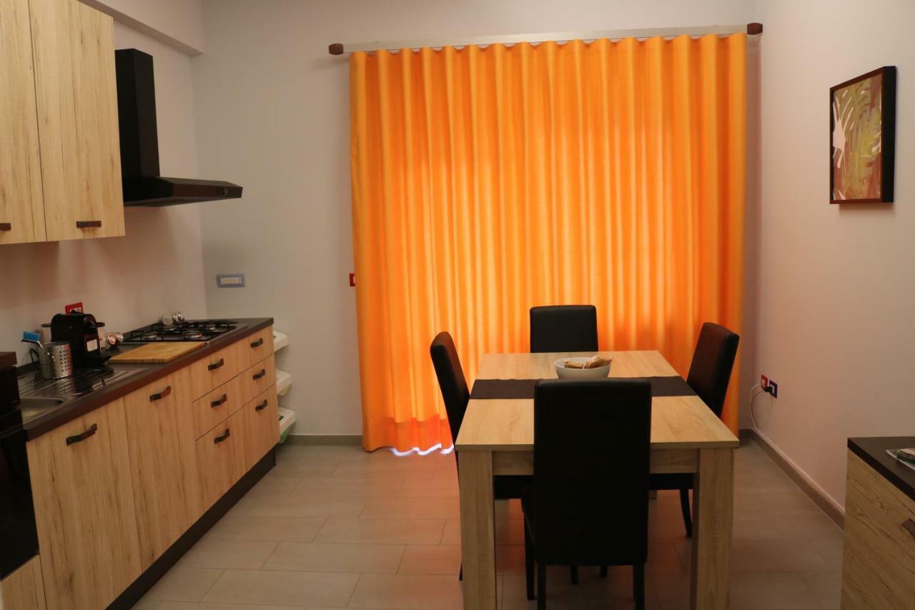 Vista Reale Apartment Казерта Екстер'єр фото